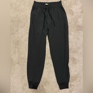 Abercrombie traveler joggers